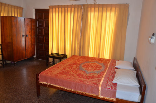 Oyo 436 Sandakelum Tourist Guest House 캔디 외부 사진
