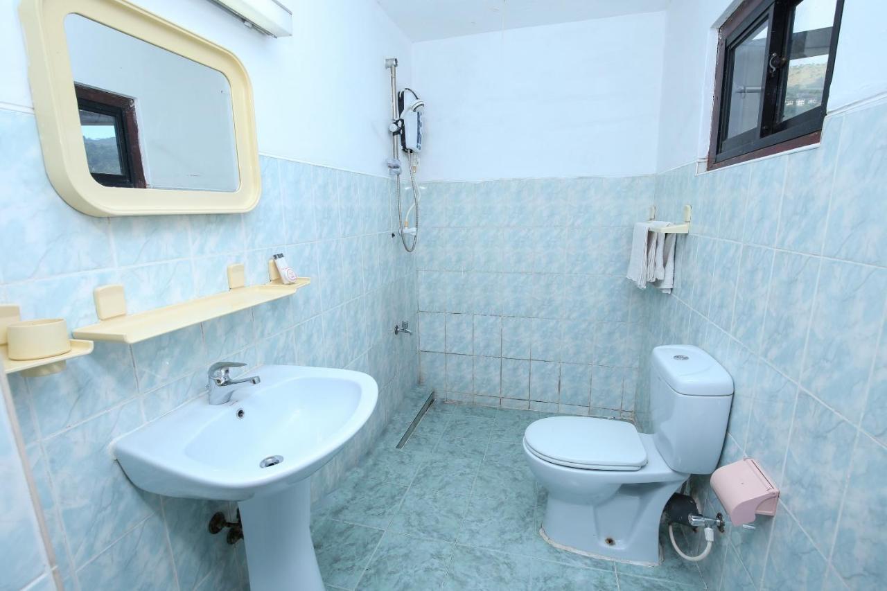 Oyo 436 Sandakelum Tourist Guest House 캔디 외부 사진